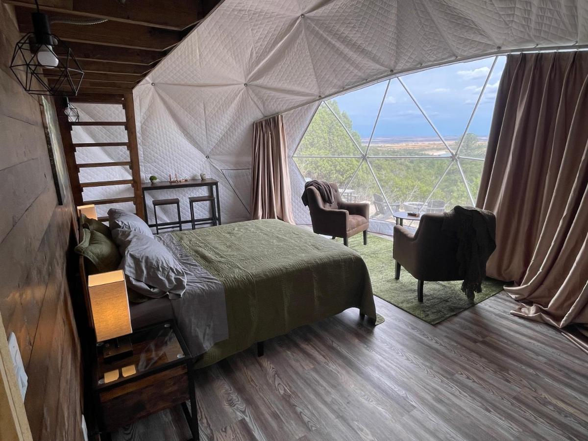 Canyon Rim Domes - A Luxury Glamping Experience!! Monticello Kültér fotó