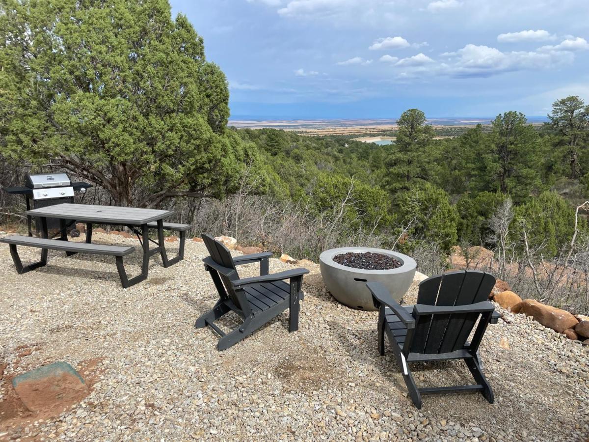 Canyon Rim Domes - A Luxury Glamping Experience!! Monticello Kültér fotó
