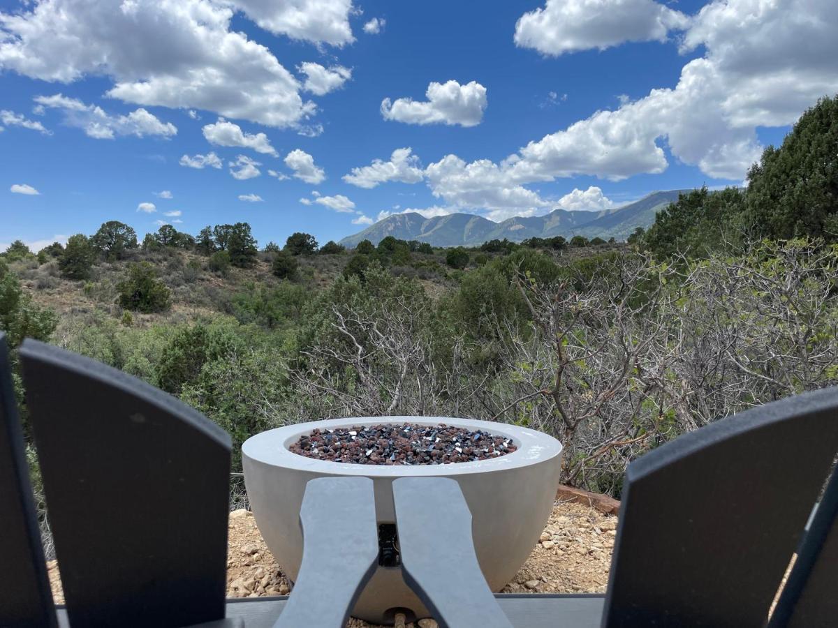 Canyon Rim Domes - A Luxury Glamping Experience!! Monticello Kültér fotó