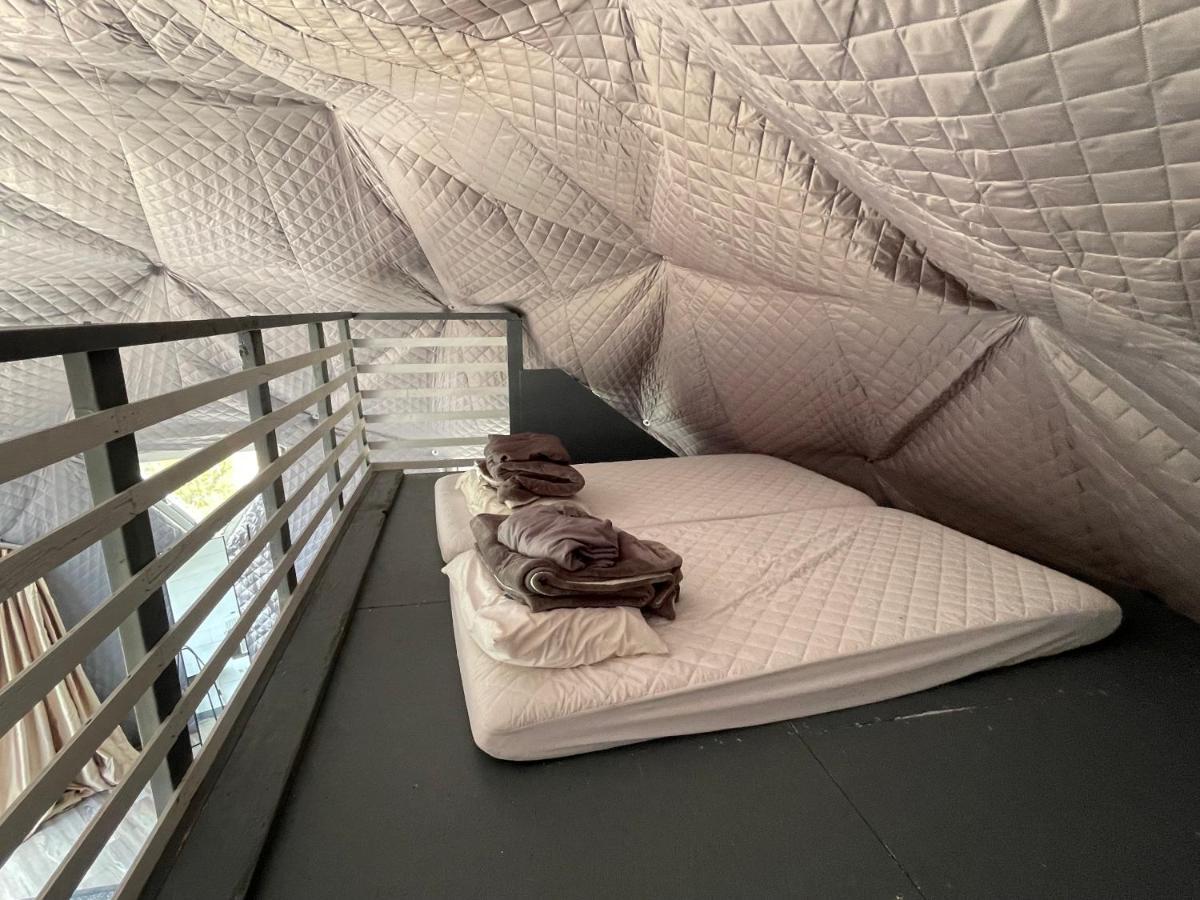 Canyon Rim Domes - A Luxury Glamping Experience!! Monticello Kültér fotó