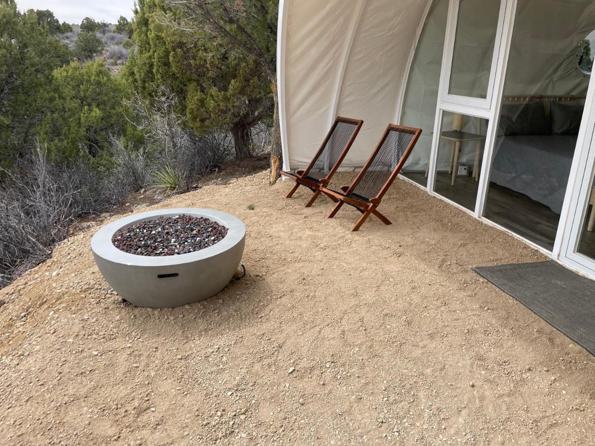 Canyon Rim Domes - A Luxury Glamping Experience!! Monticello Kültér fotó